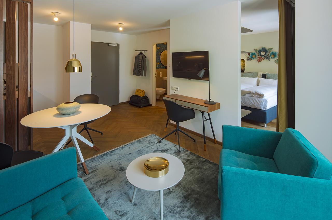 Dd Serviced Apartahotel